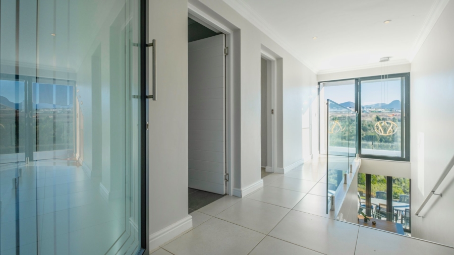 4 Bedroom Property for Sale in Welgelegen Western Cape